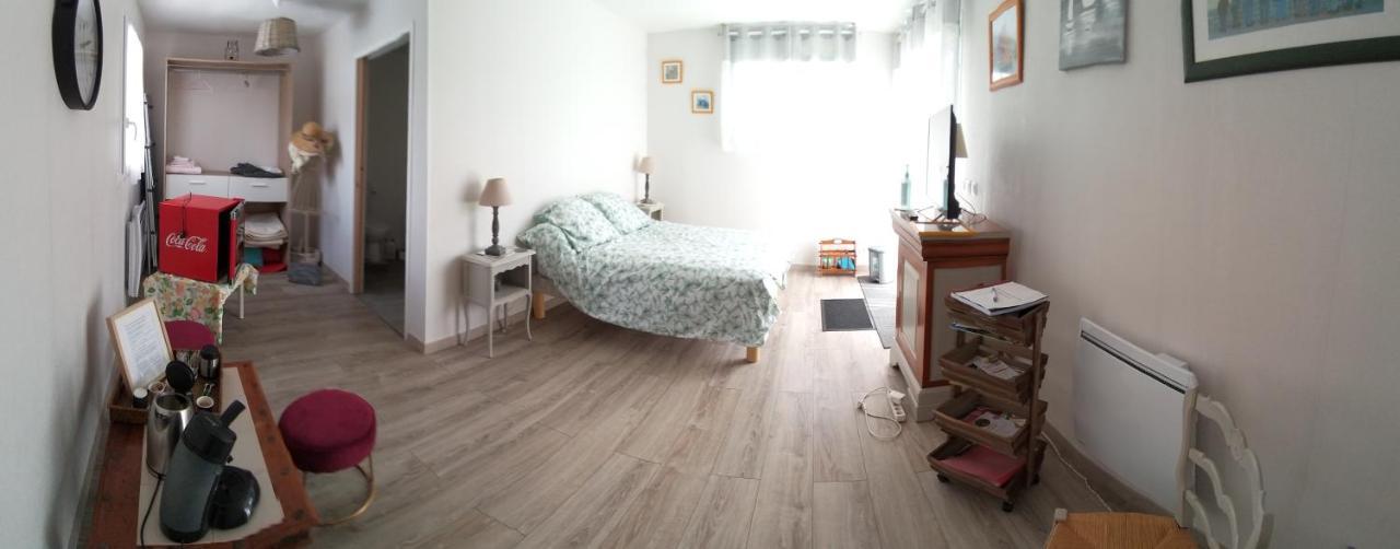 Escale chez Sylvie et Régis Panzió Mellac Kültér fotó